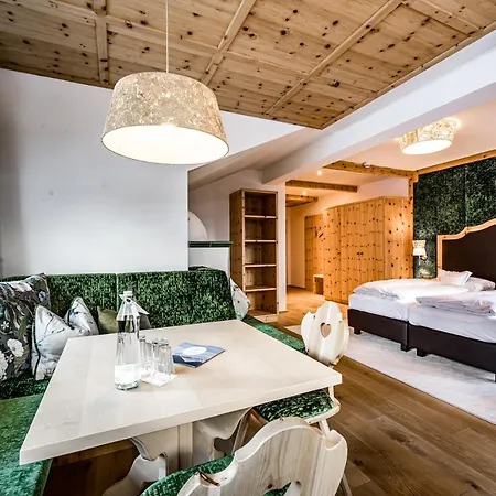 Hotel Vierjahreszeiten Hintertux