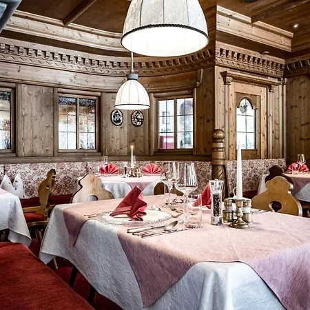 Hotel Vierjahreszeiten Hintertux Tux