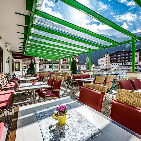 Hotel Vierjahreszeiten Hintertux Tux