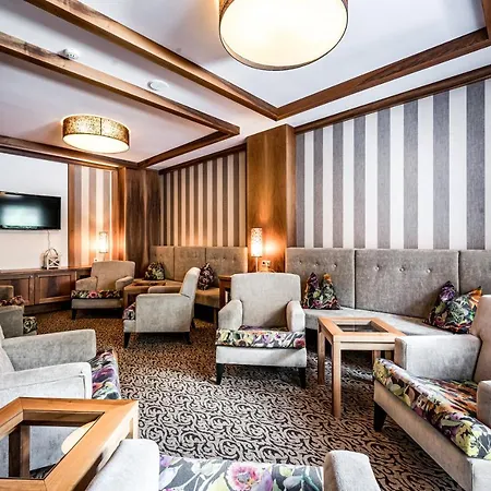 Vierjahreszeiten Hintertux Hotel 4*