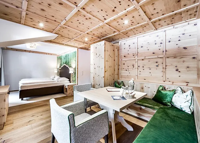 Vierjahreszeiten 4* トゥクス