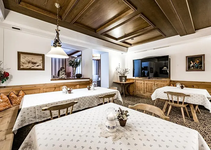 Vierjahreszeiten ホテル