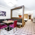 Hotel Vierjahreszeiten Tux