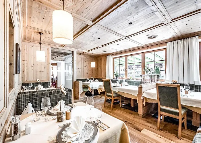 Hotel Vierjahreszeiten Tux