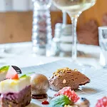 Vierjahreszeiten Hotel 4*