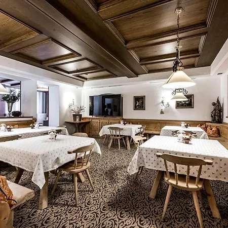 Vierjahreszeiten 턱스