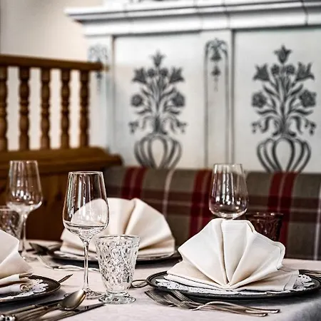 호텔 Vierjahreszeiten