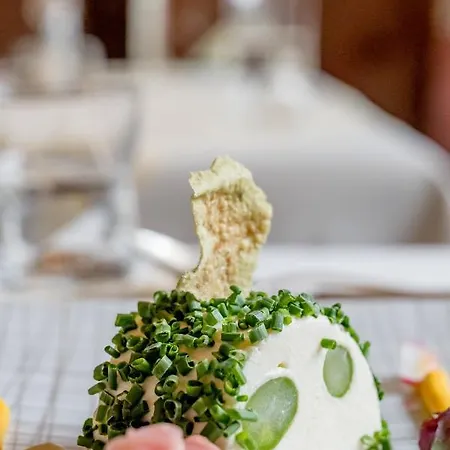 호텔 Vierjahreszeiten 턱스