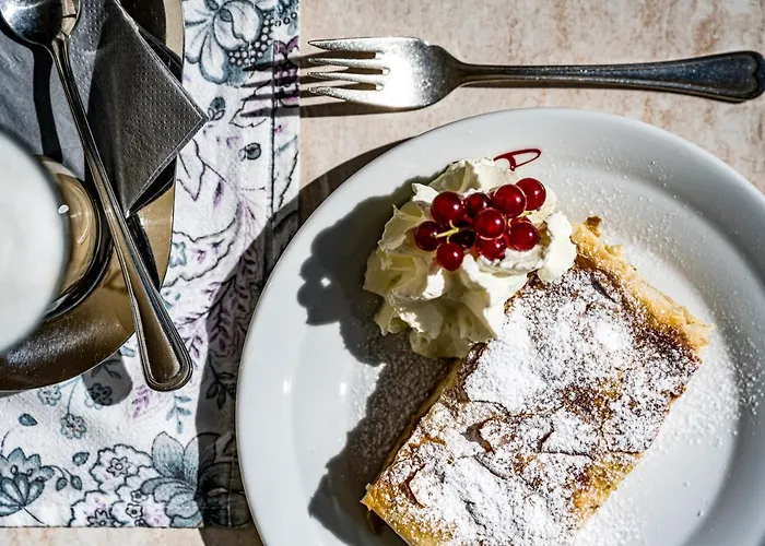 فندق Vierjahreszeiten 4*